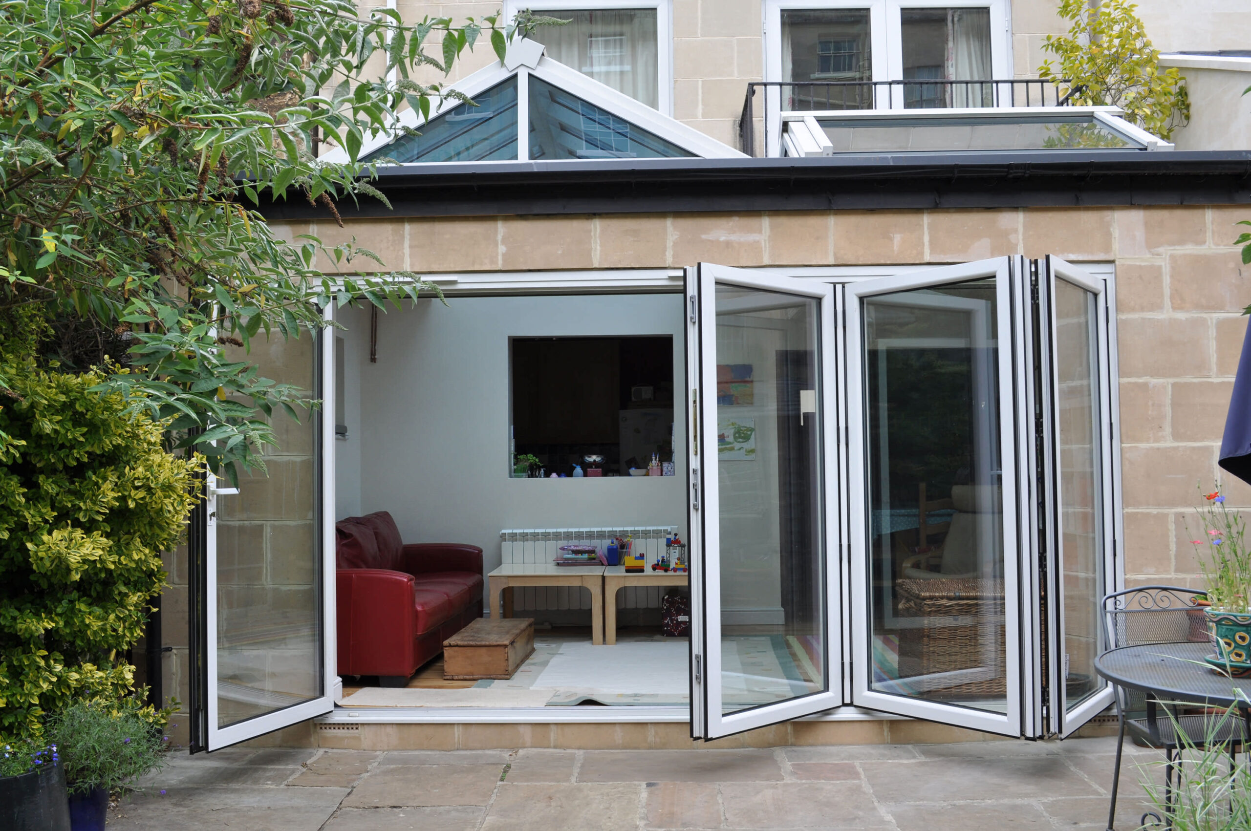 fitting bifold doors