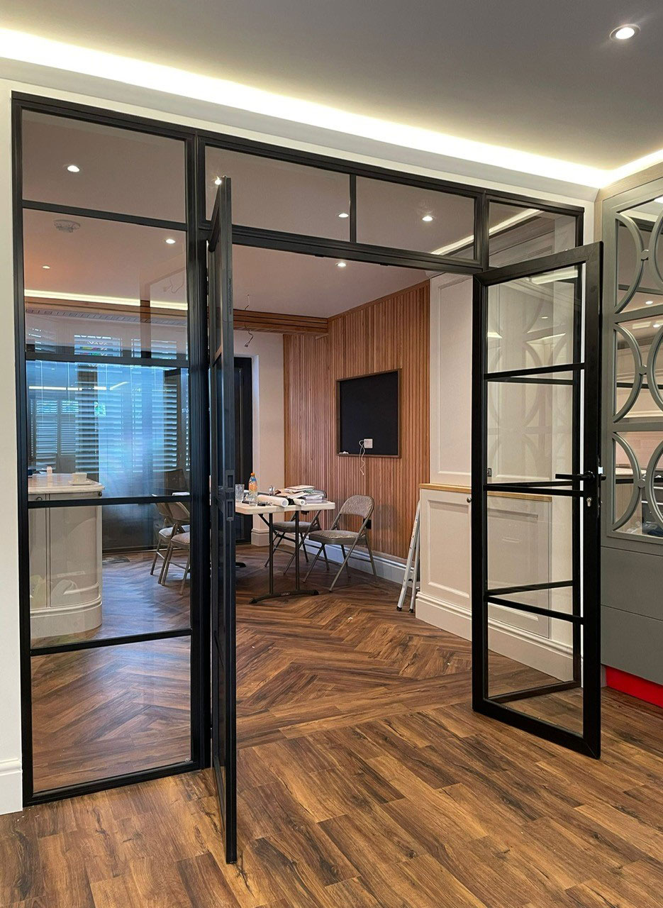 internal aluminium door